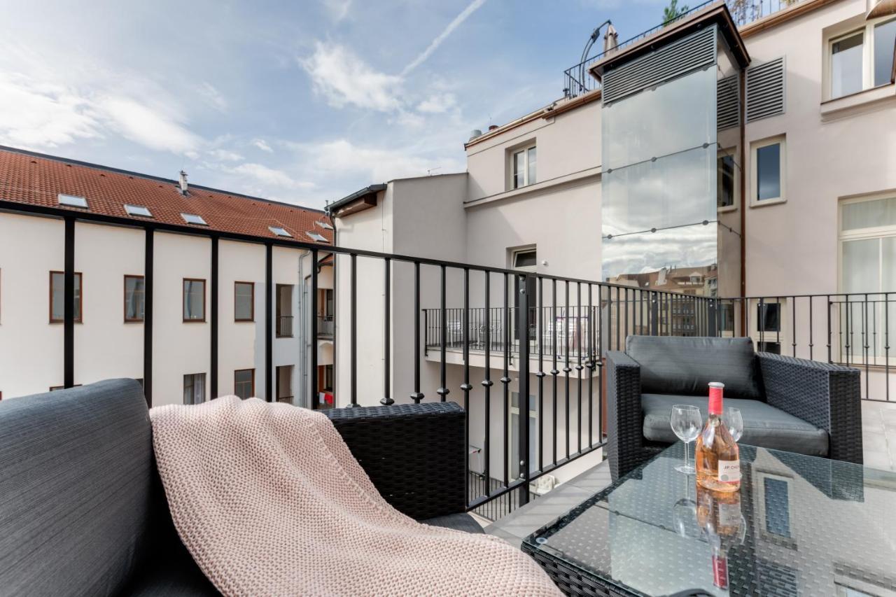 Ferienwohnung Andel Design Duplex, Ac, Garage Prag Exterior foto